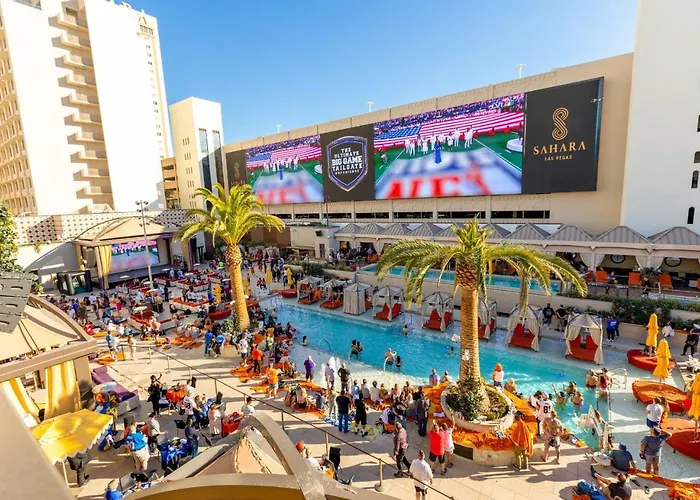 Hotels with pool Sahara Las Vegas