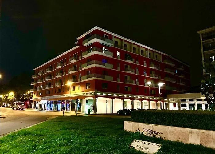 Hotel all'aeroporto: Casa Italia