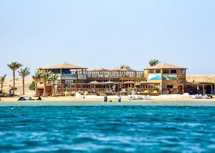 Hotel Am Breakers Diving And Surfing Lodge Soma Bay