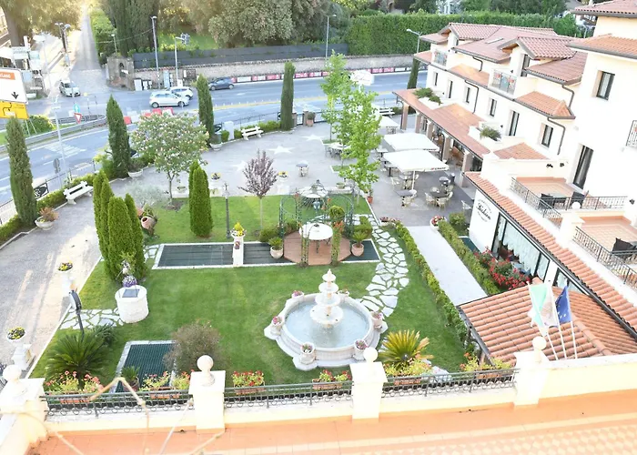 Fashion Hotel