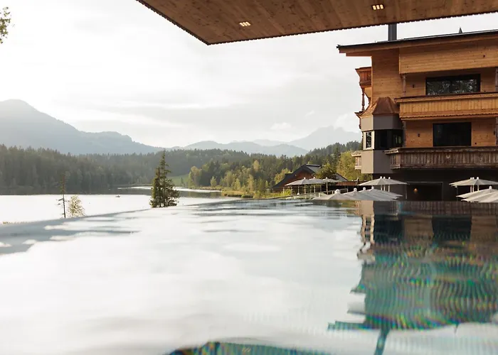 Hotel met uitzicht: Alpenhotel Kitzbuehel Am Schwarzsee