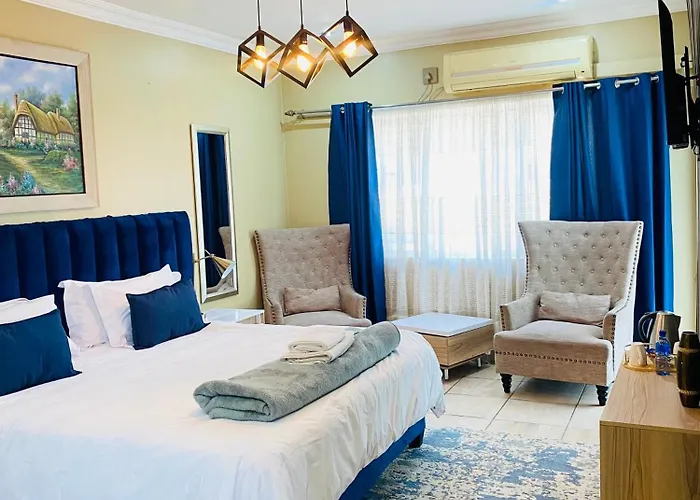 Henry George Hotel