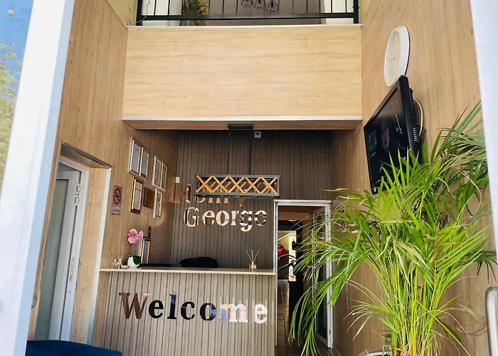 Henry George Hotel