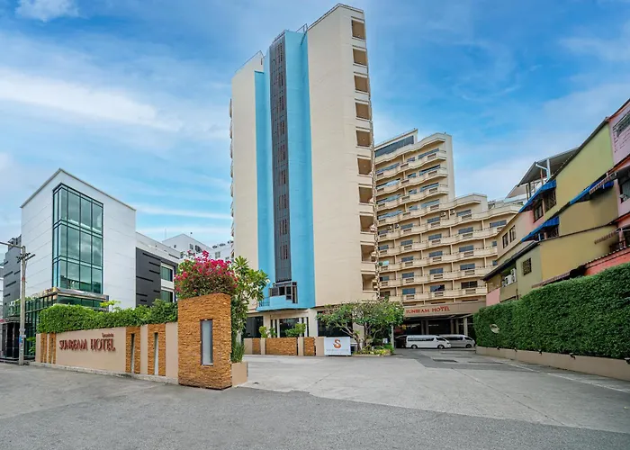 Pet Friendly hotel: Sunbeam Hotel Pattaya