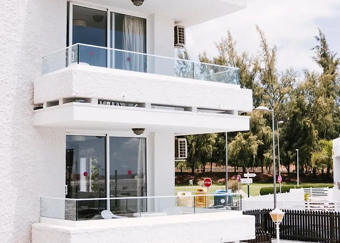 Apartamentos Tarahal