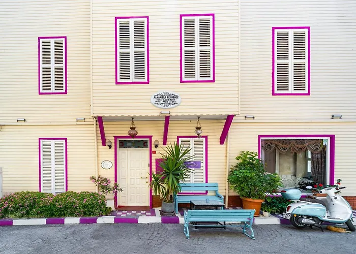 Alhambra Apart Hotel