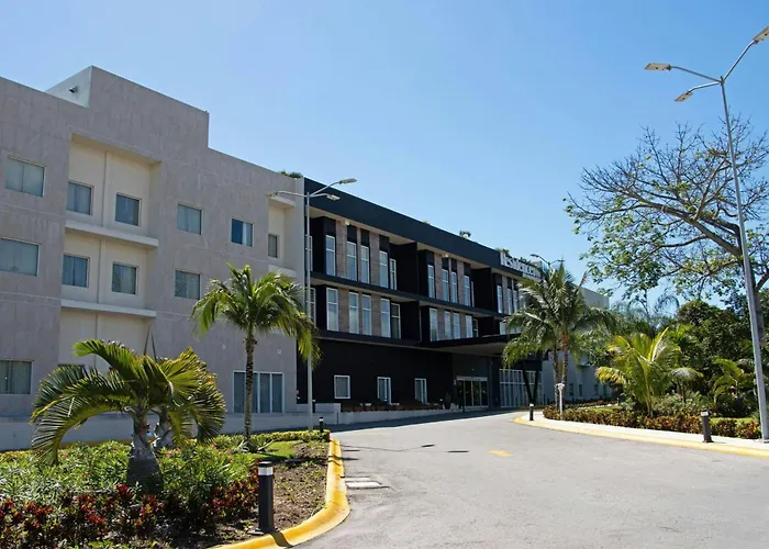 Pet Friendly hotel: Residence Inn By Marriott Playa Del Carmen