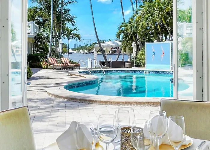 Luxury hotel only: The Pillars Hotel & Club