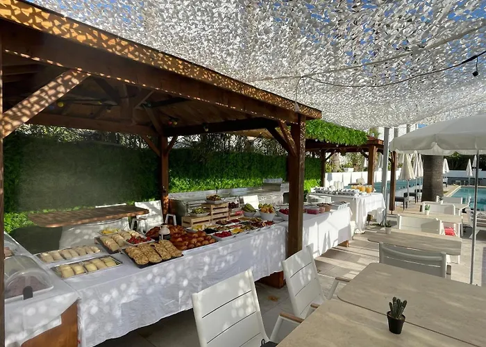 Le Jardin De Babylone Residence Festive & Naturiste "Reserve Aux Couples Uniquement"