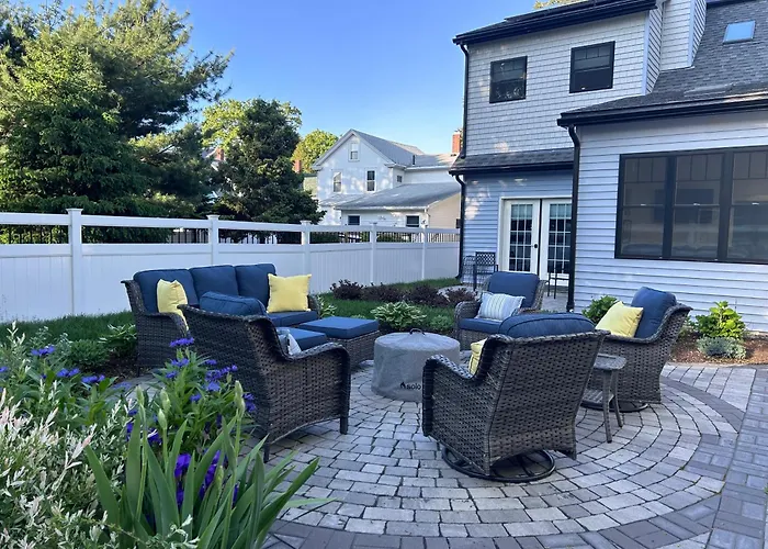 Hotel with view: Canterbury Suites B&B