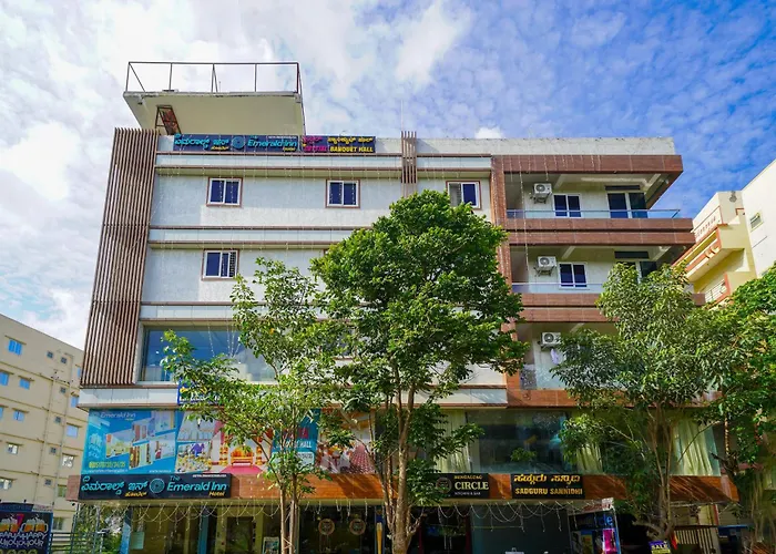 Open Hotel By Olive - The Emerald Inn