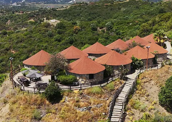  Selwo Lodge - Animal Park Tickets Included