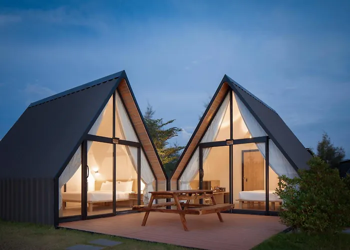 Summer Bay Beach Club & Cabins