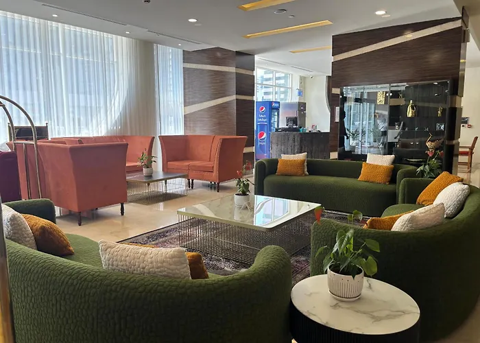 Cheap hotel: Nehal Hotel