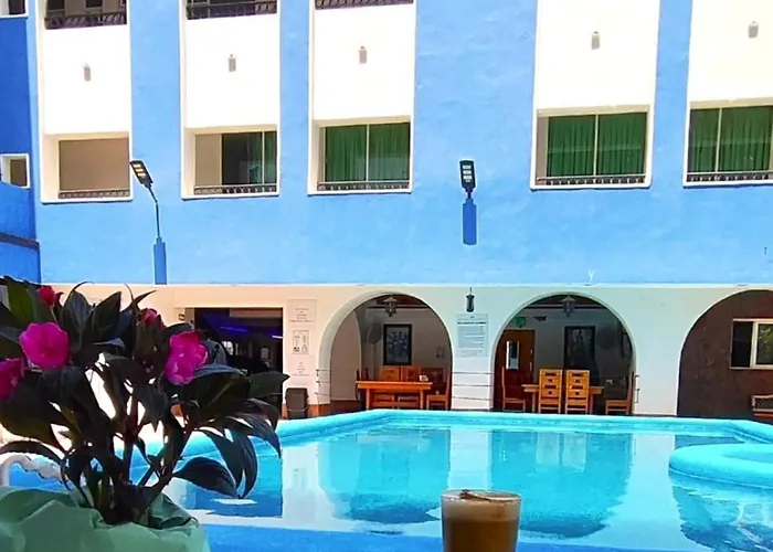 3 star hotels Maria De Lourdes