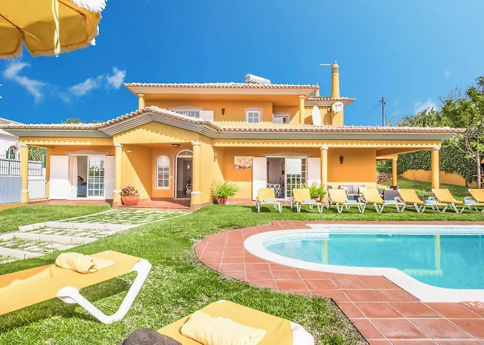 Alojamentos: Villa Godinho