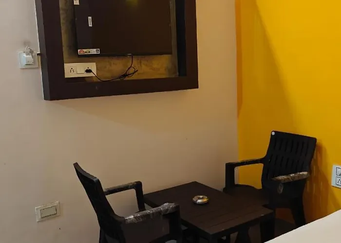 Hotel R Inn