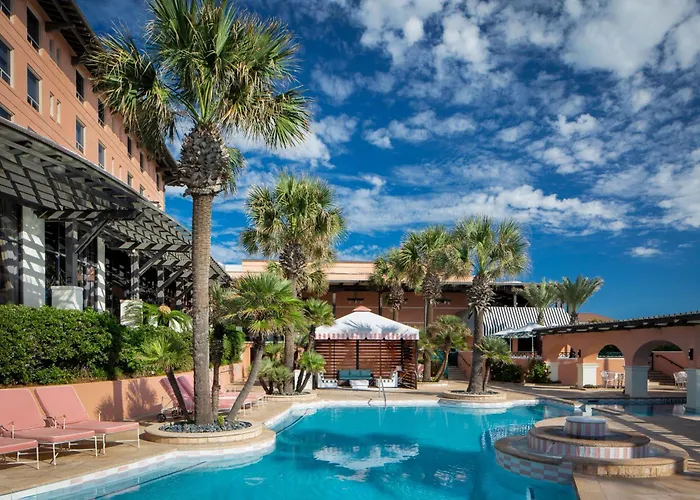 Pets Allowed Hotel Grand Galvez Resort, Autograph Collection