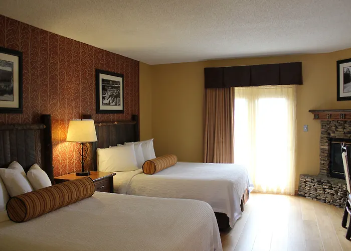 Romantic hotel: Old Creek Lodge