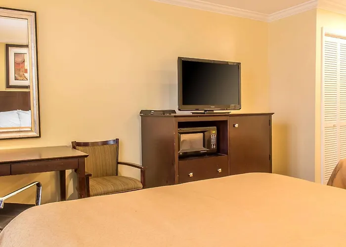 Quality Inn Near Mountain Creek