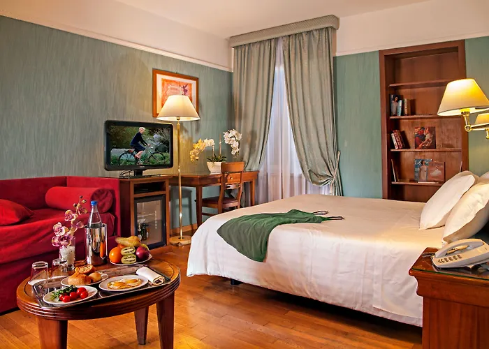 Hotel familiare: Cosmopolita Rome Colosseum, Tapestry Collection By Hilton