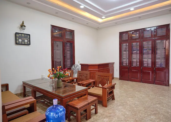 Kim'S Homestay & Villa