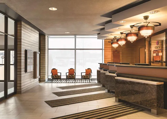 Pet Friendly hotel: Coast Edmonton Plaza Hotel By Apa