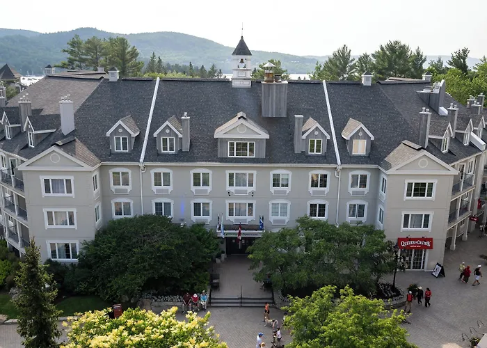 Holiday Inn Express & Suites Tremblant By Ihg