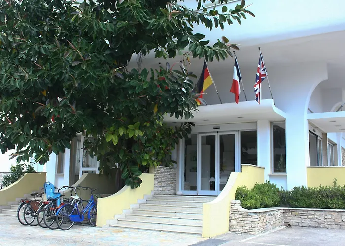 Albergo economico: Joli Park Hotel - Caroli Hotels