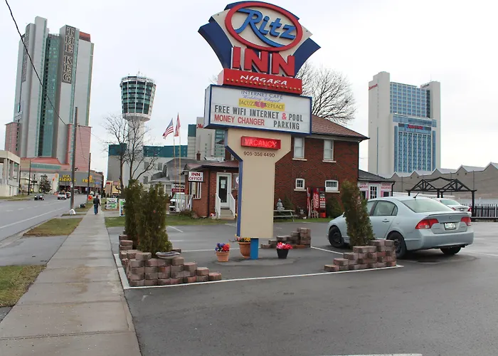 Pet Friendly hotel: Ritz Inn Niagara