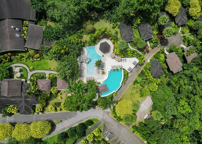 Hotel Lomas Del Volcan