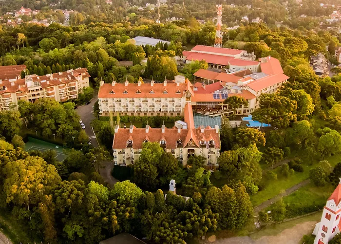 Hotel com tênis: Wish Serrano Resort