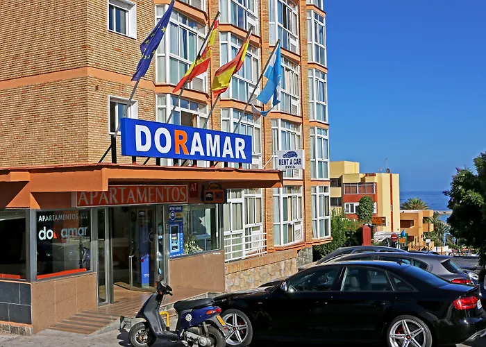 Vakantieverhuur: Apartamentos Doramar