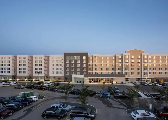 Central hotel: Fairfield Inn & Suites By Marriott Winnipeg