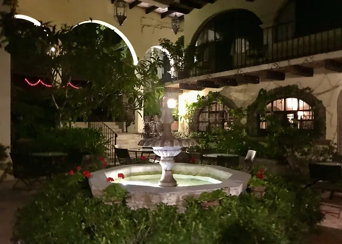 B&B only: Casa De La Noche