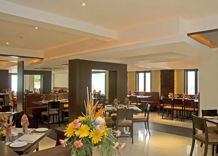 Hotels Close to Airport 