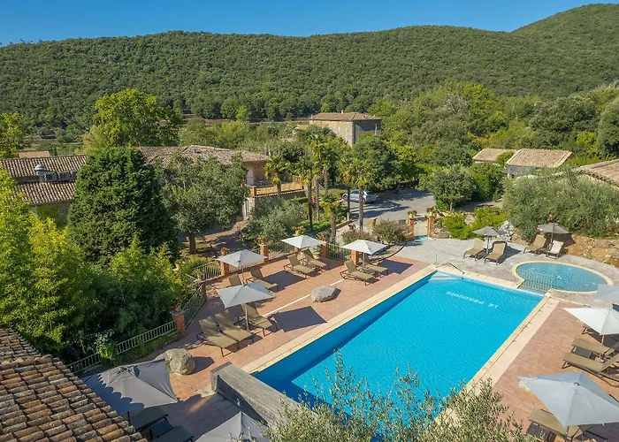 Logis Hôtel Restaurant Le Pradinas