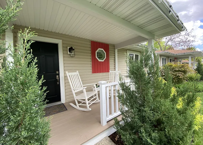 Seven Oaks Bed & Breakfast