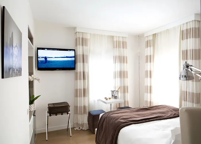 B&B: Via Del Corso Home Roma