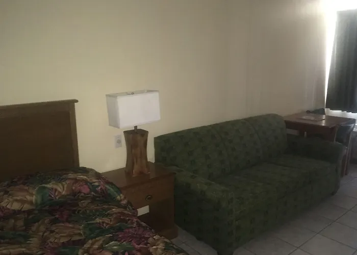 Motel: Ocean Cove Motel