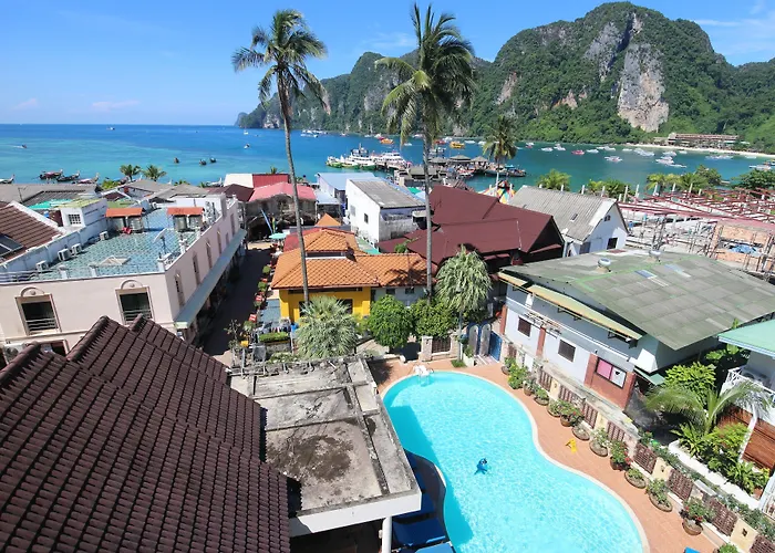Hotel with view: Phi Phi Hotel