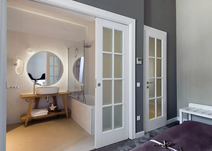 XII Century Heritage Hotel