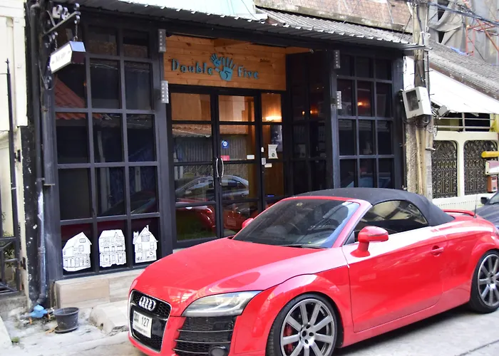 Ostello: Double Five