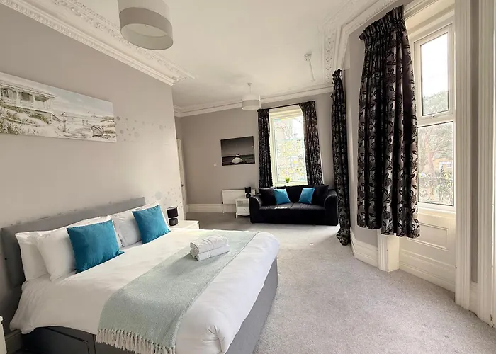 Hedley Townhouse