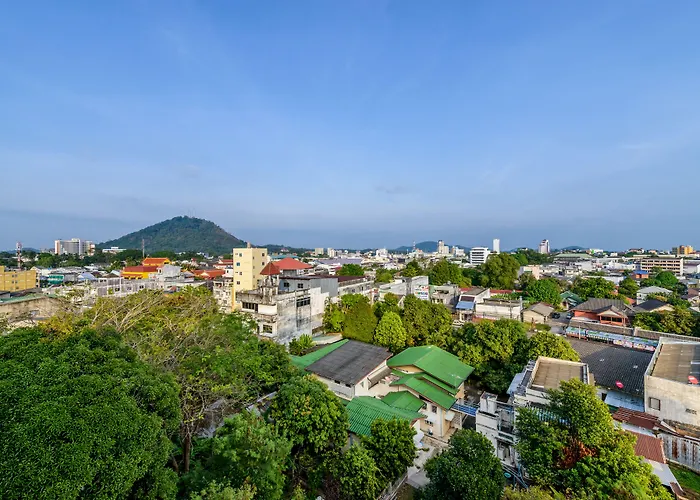 The Topaz Residence Phuket Town