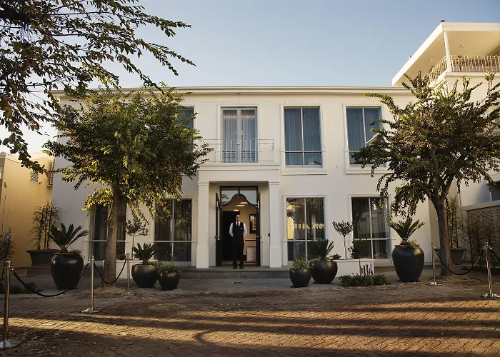 Luxury hotel only: The Manor House At The Queen Victoria Hotel By Newmark