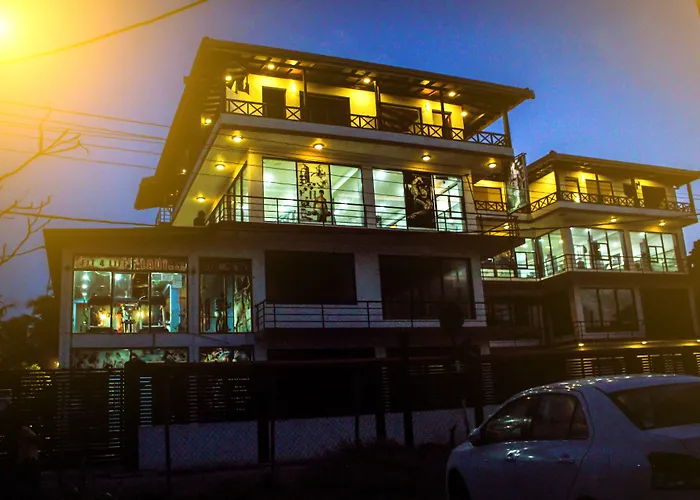 Cozy Sea View Inn