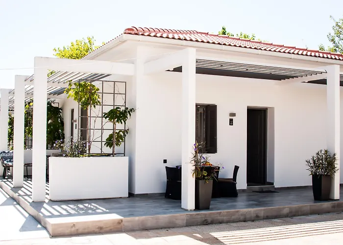 Sunny Garden Hotel