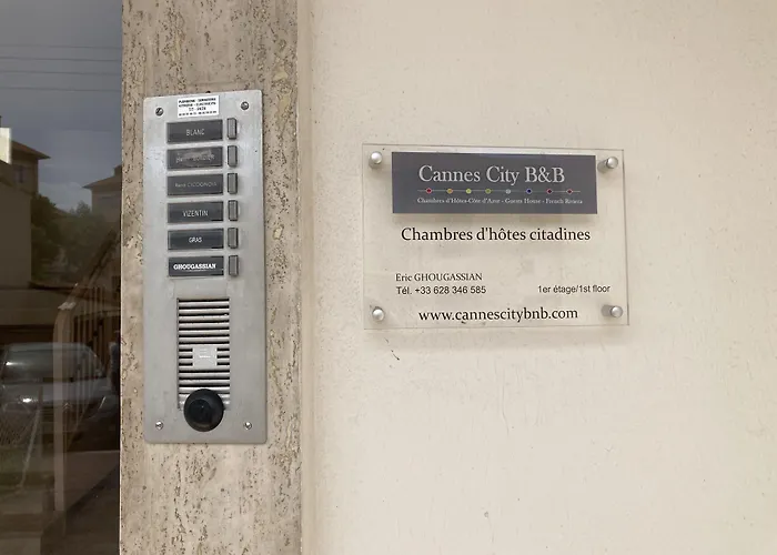 Cannes City B&B
