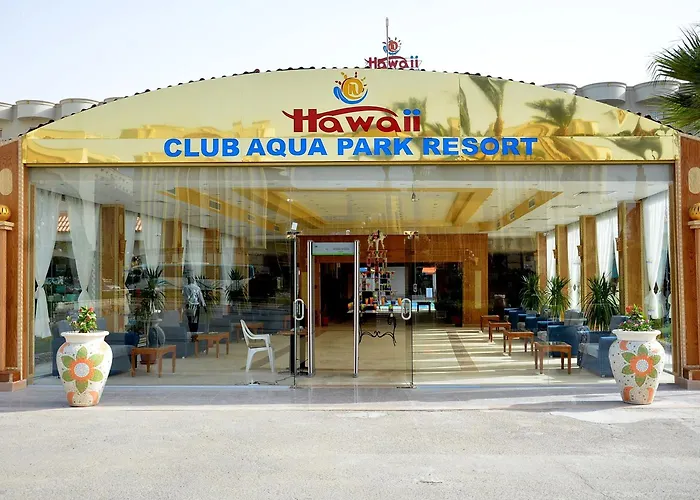 Hawaii Riviera Club Aqua Park - Families And Couples Only